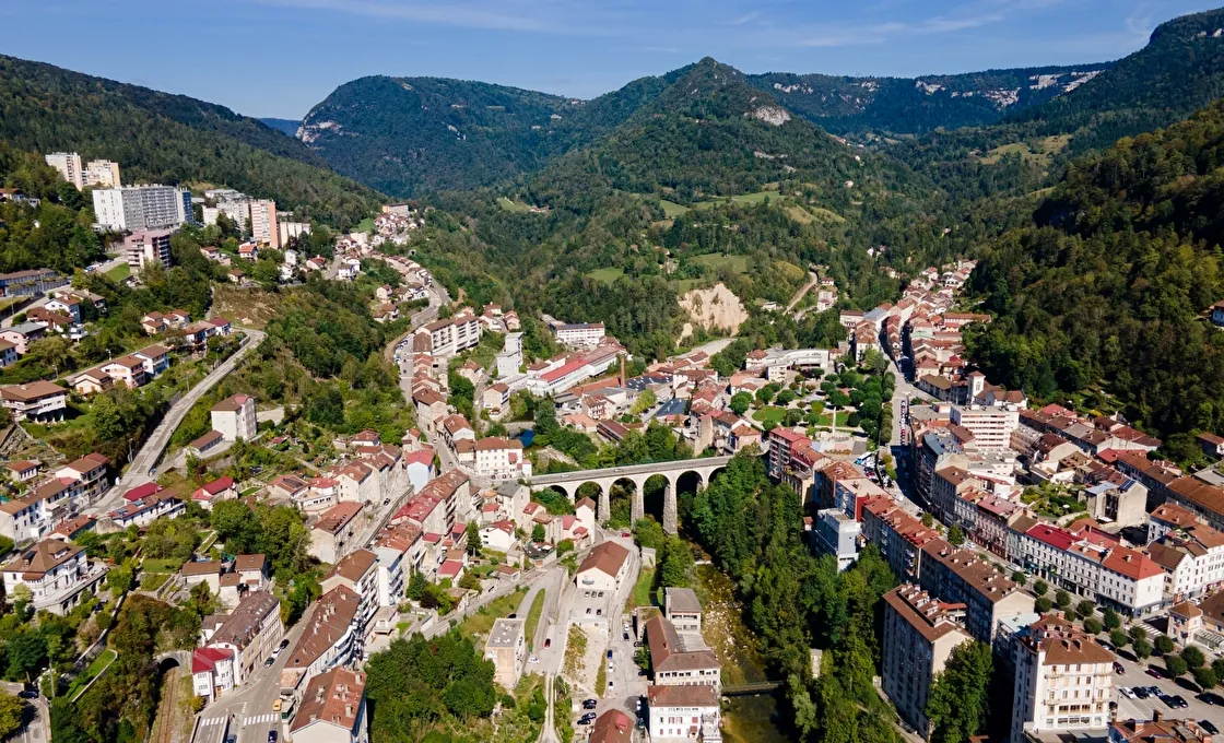 Saint-Claude, dans le Jura — ancrage de Cavallin & Partners
